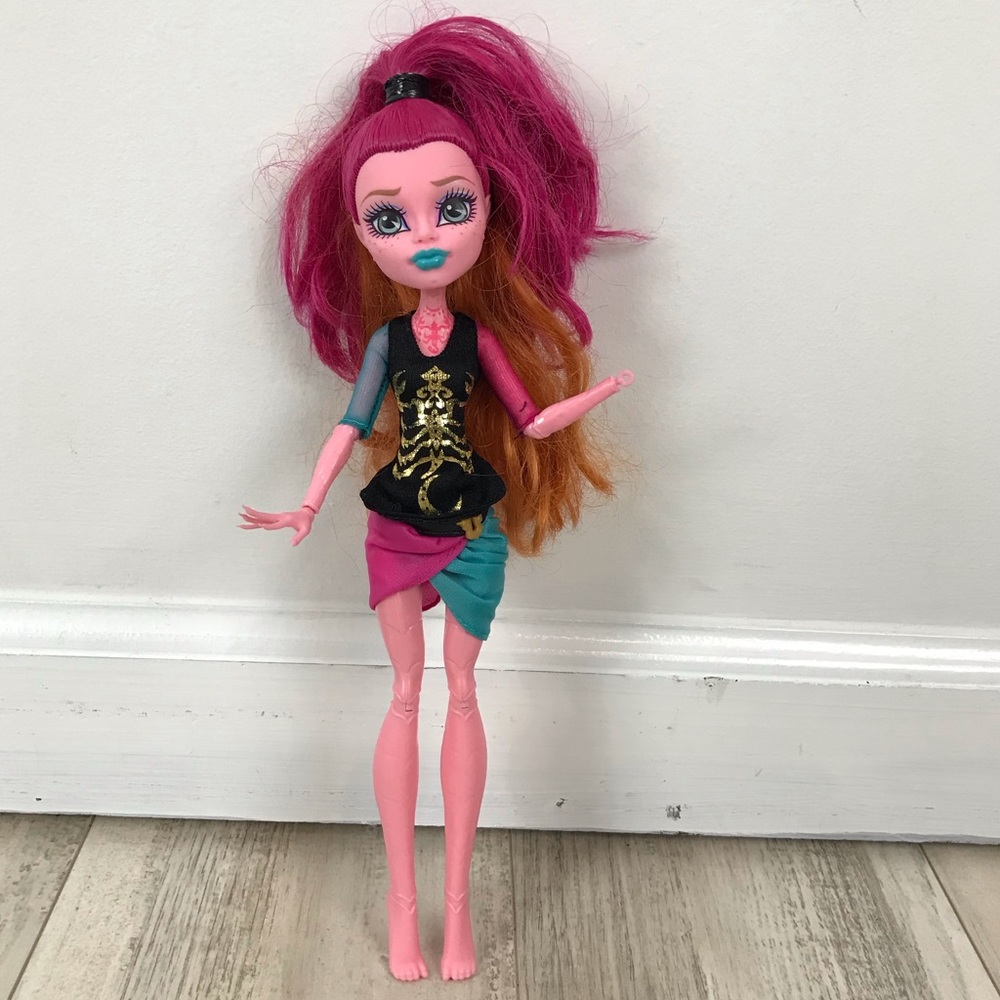 Monster High Doll Gigi Grant Scaremester 2012